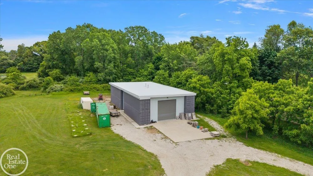 850 Frick Road Addison Township, MI 48367