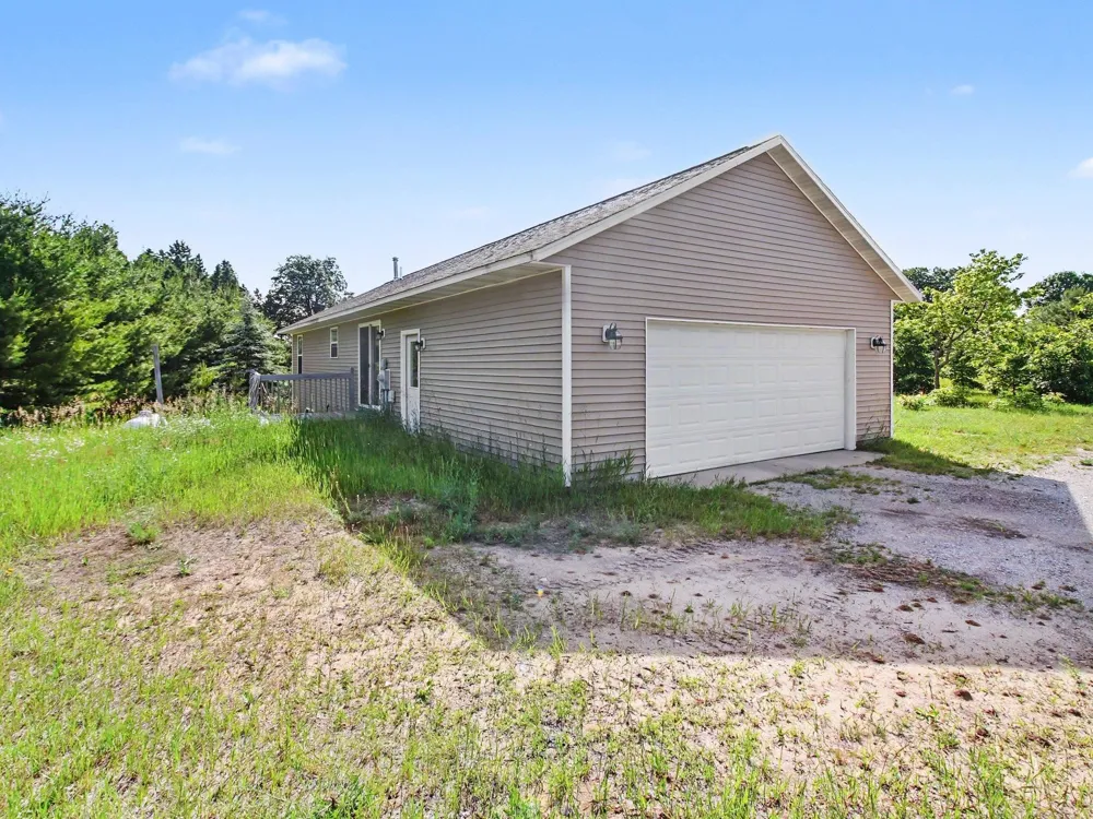 8394 King Arthurs Court Paradise Township, MI 49649