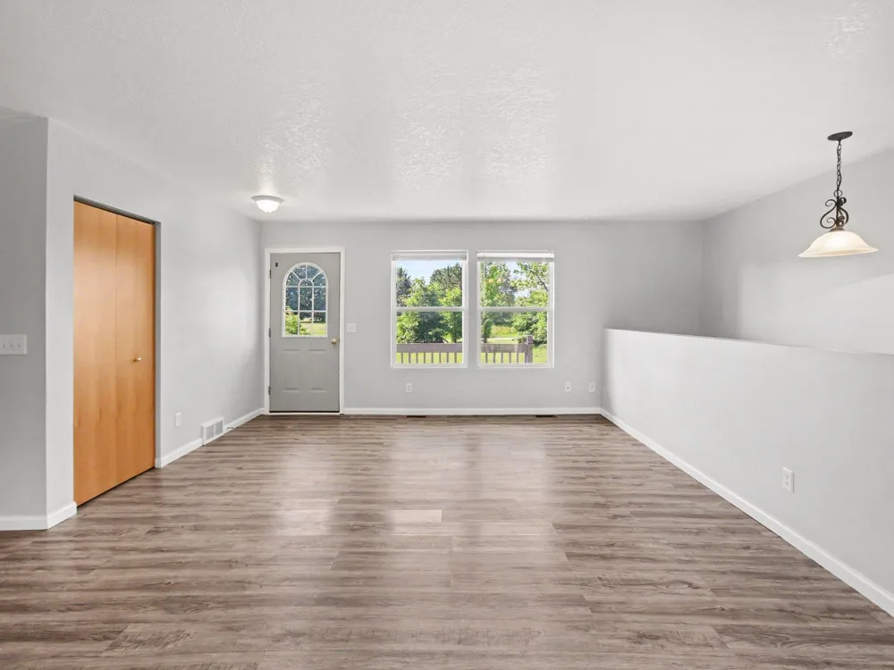 8394 King Arthurs Court Paradise Township, MI 49649