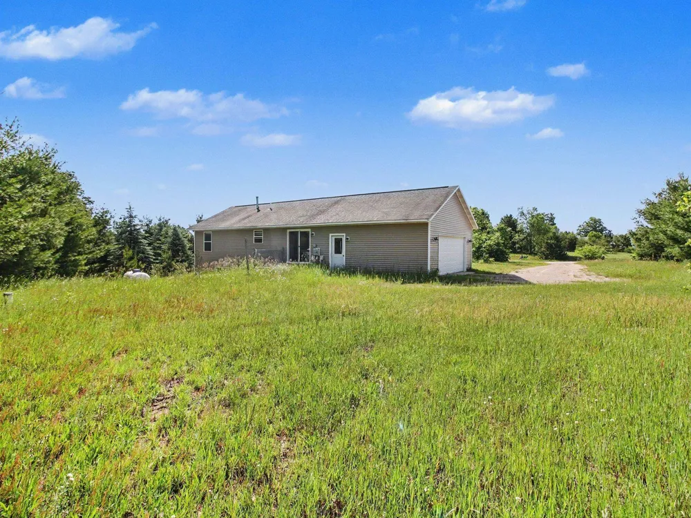 8394 King Arthurs Court Paradise Township, MI 49649