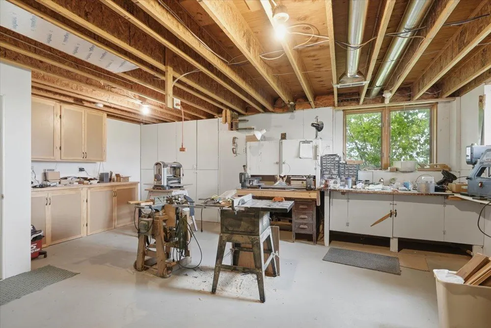 481 Sleepy Hollow Drive Roberts, WI 54023