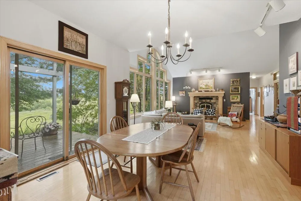 481 Sleepy Hollow Drive Roberts, WI 54023
