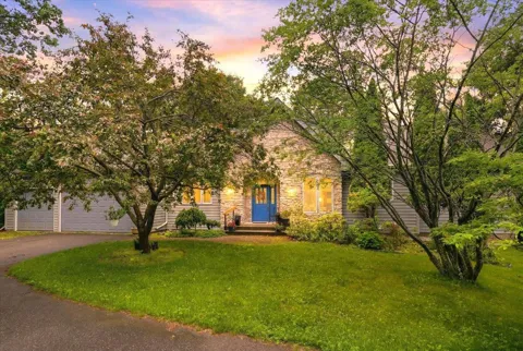 481 Sleepy Hollow Drive