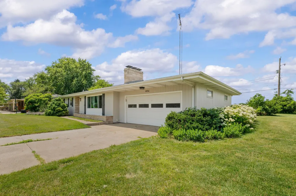 8956 Maplewood Drive Berrien Springs, MI 49103