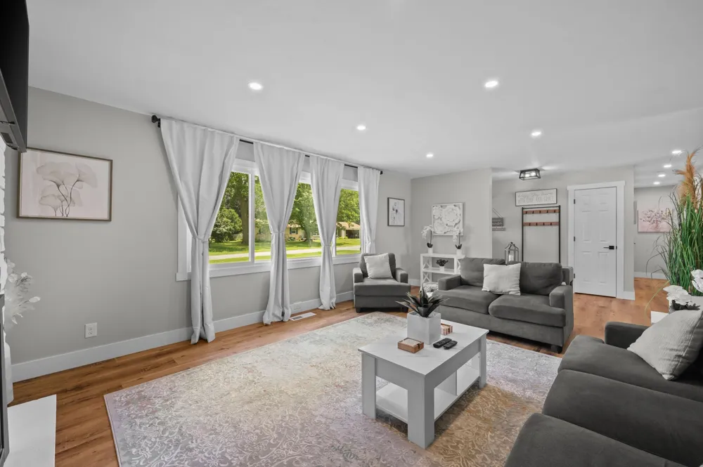 8956 Maplewood Drive Berrien Springs, MI 49103