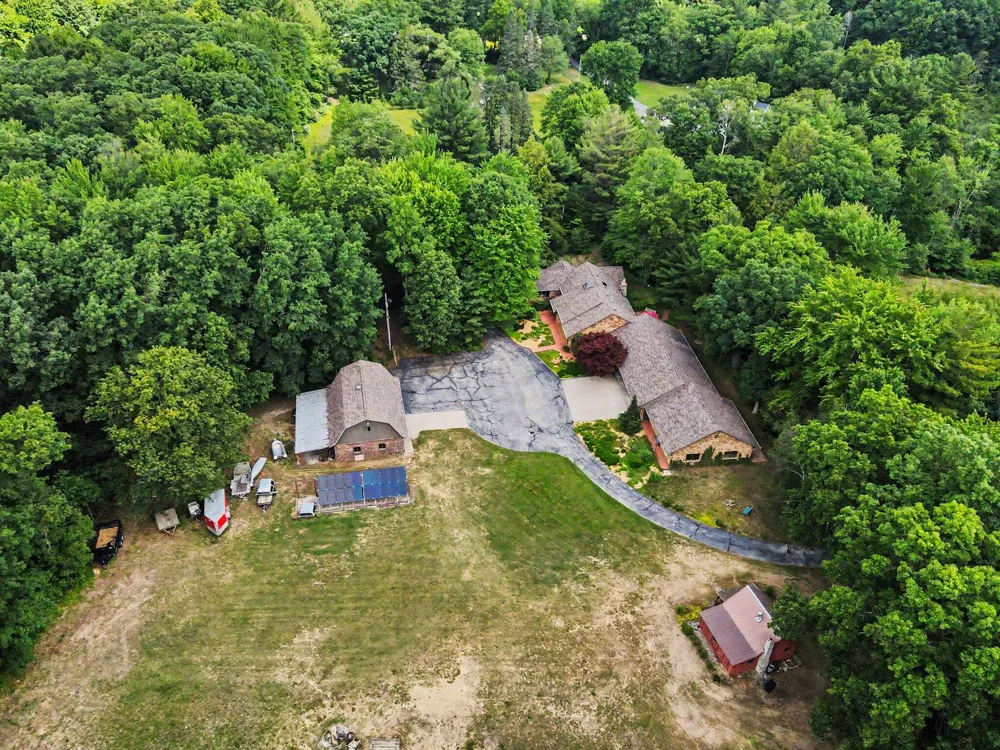 4191 E Fruitport Road Fruitport, MI 49415