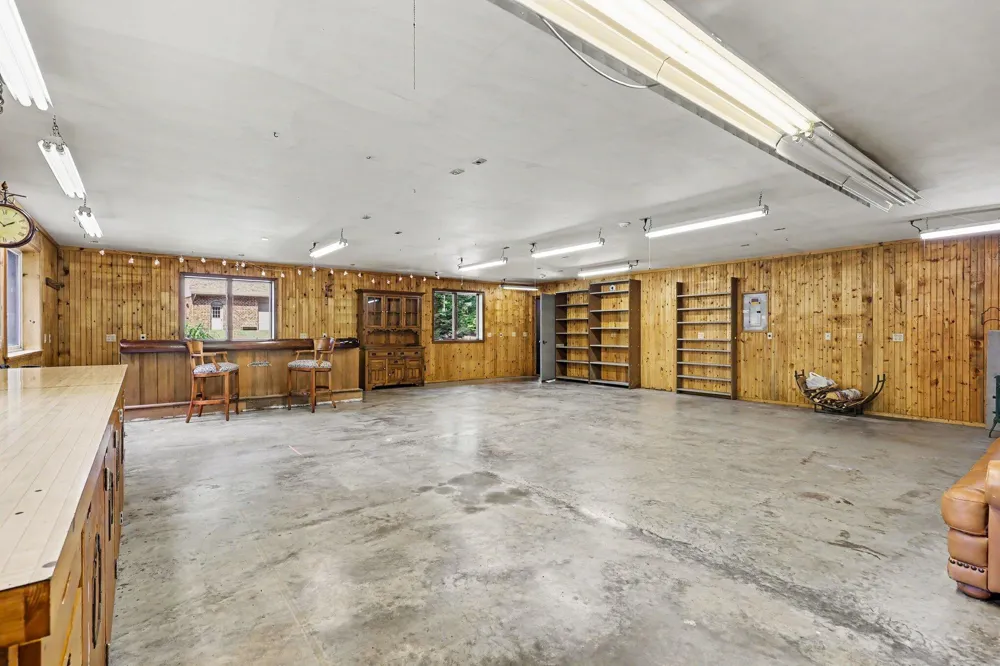 4191 E Fruitport Road Fruitport, MI 49415