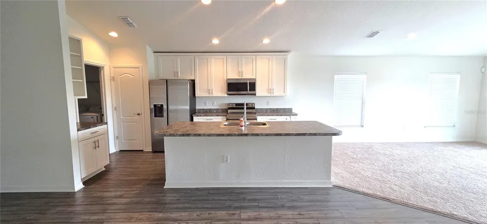 170 W 6TH STREET Frostproof, FL 33843