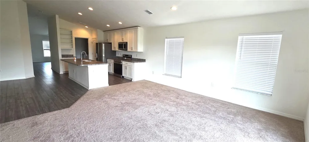 170 W 6TH STREET Frostproof, FL 33843