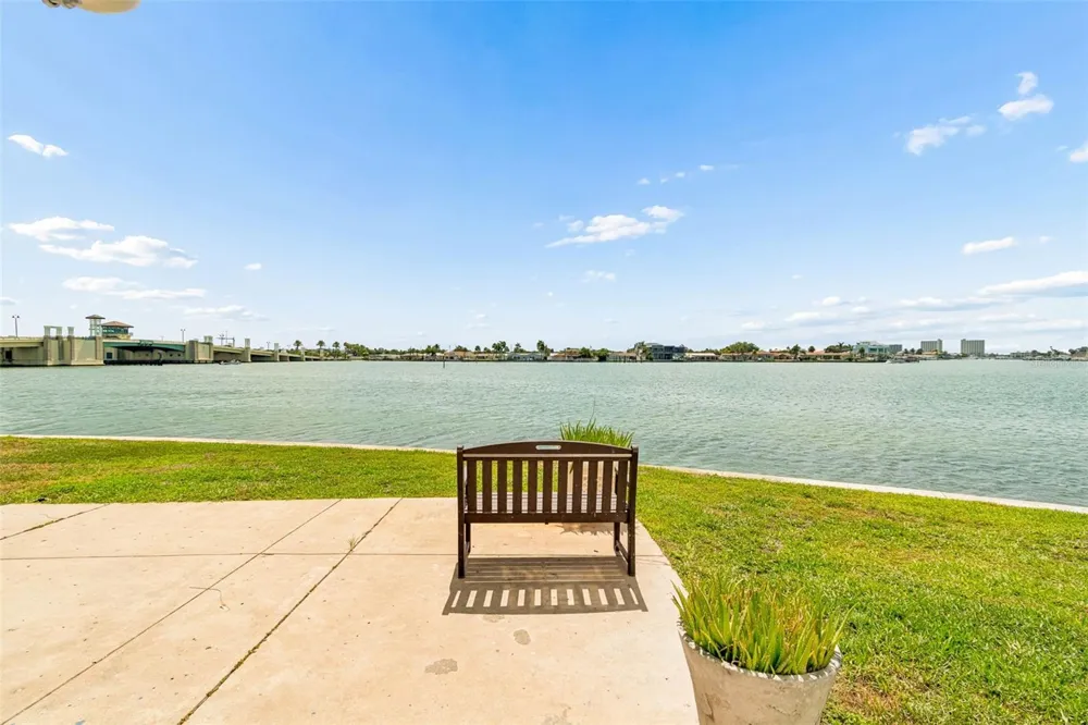 450 TREASURE ISLAND CAUSEWAY #106 Treasure Island, FL 33706
