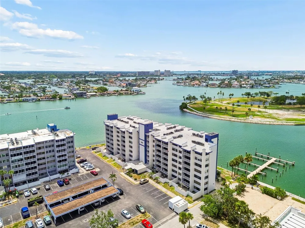450 TREASURE ISLAND CAUSEWAY #106 Treasure Island, FL 33706