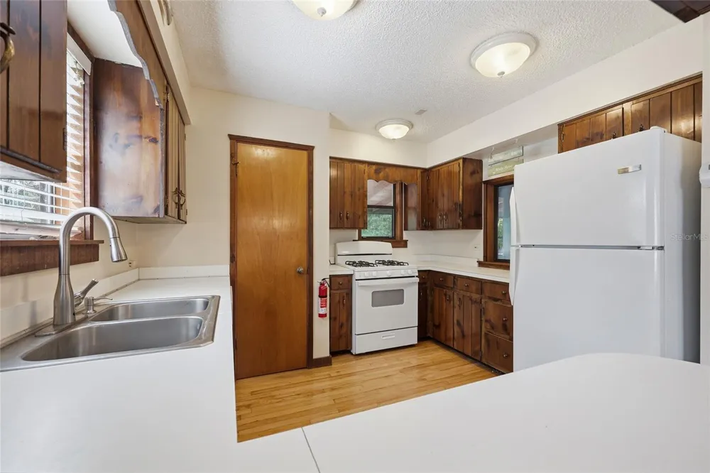 470 SW SANTA FE DRIVE Fort White, FL 32038