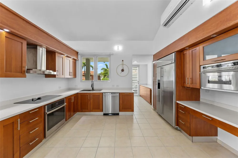 112 CAMINO DE LOS LOTOS Dorado, PR 00646