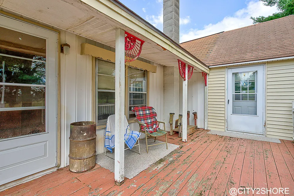 9905 52nd Ave Allendale, MI 49401