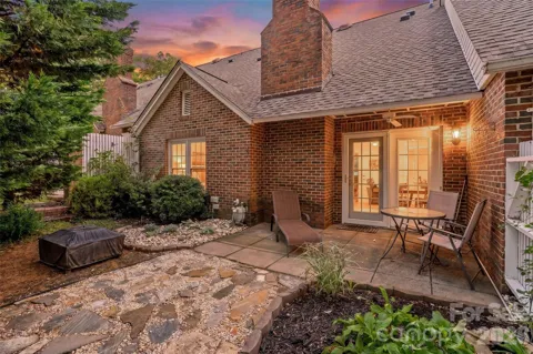 806 Colony Oaks Drive #B