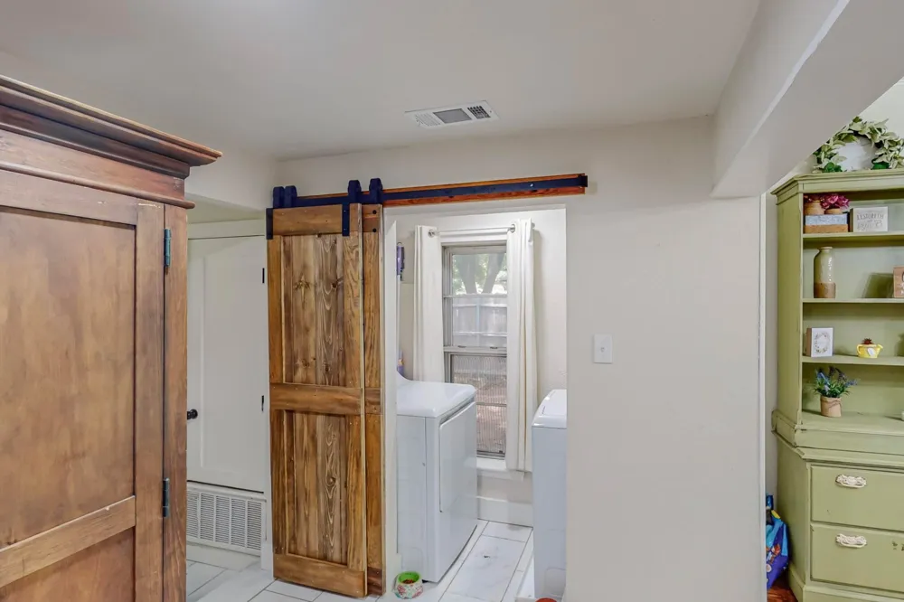 1011 Franklin Street Weatherford, TX 76086