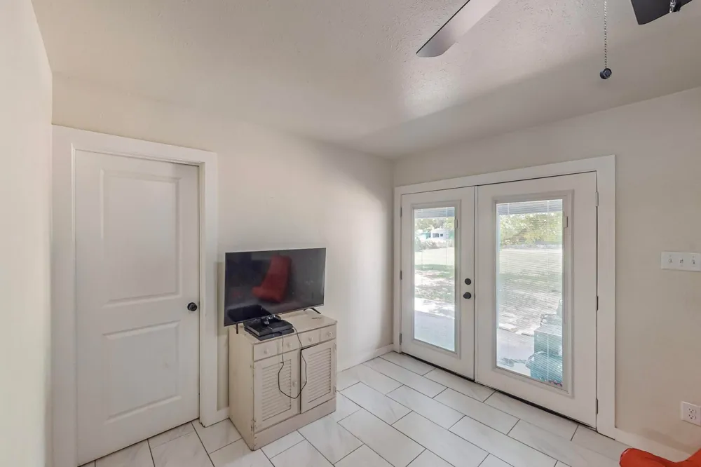 1011 Franklin Street Weatherford, TX 76086