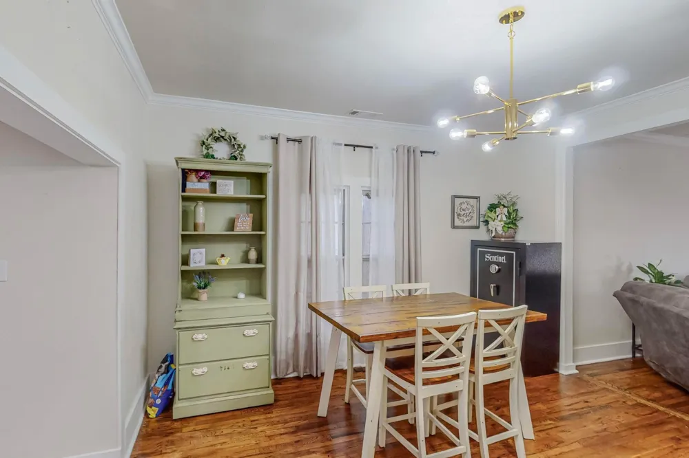 1011 Franklin Street Weatherford, TX 76086