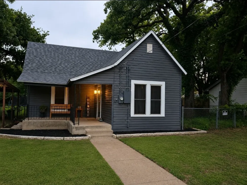 1011 Franklin Street Weatherford, TX 76086