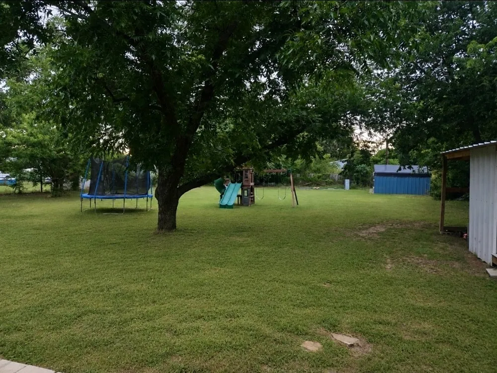 1011 Franklin Street Weatherford, TX 76086