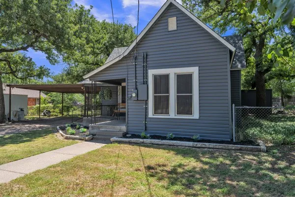 1011 Franklin Street Weatherford, TX 76086