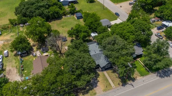 1011 Franklin Street Weatherford, TX 76086