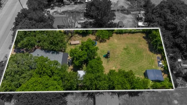 1011 Franklin Street Weatherford, TX 76086