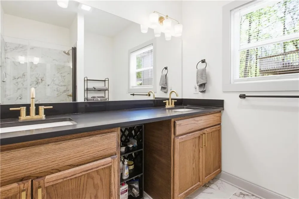 169 View Street Clarkesville, GA 30523