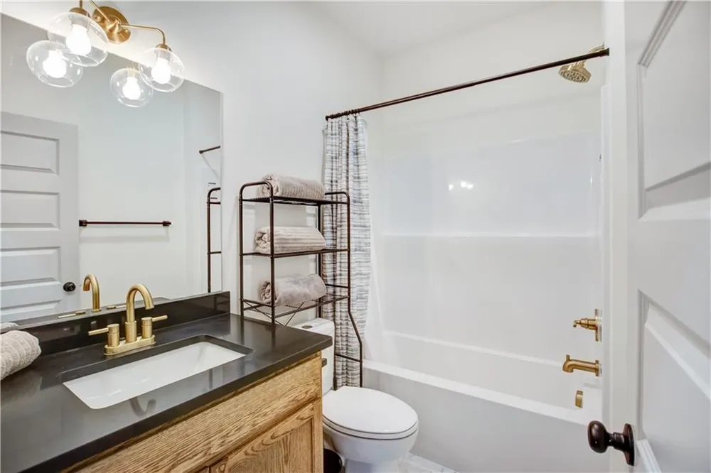 169 View Street Clarkesville, GA 30523