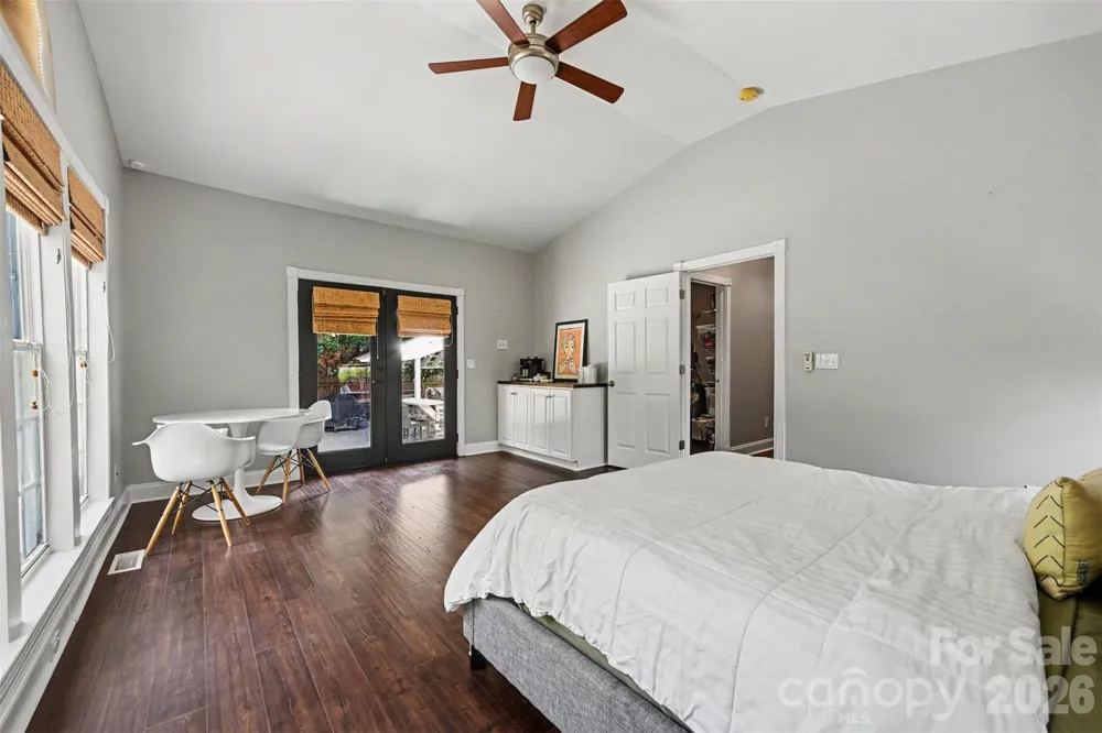2442 Smith Cove Road Denver, NC 28037