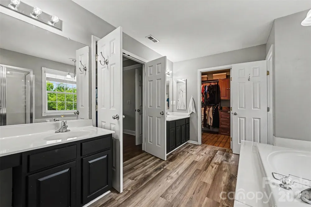 2442 Smith Cove Road Denver, NC 28037