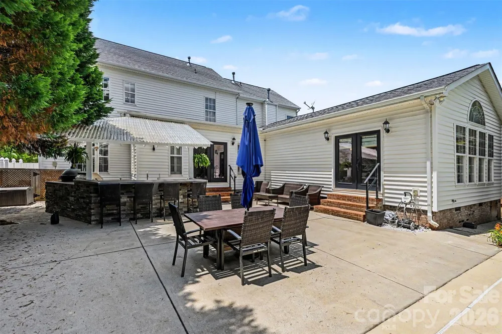 2442 Smith Cove Road Denver, NC 28037