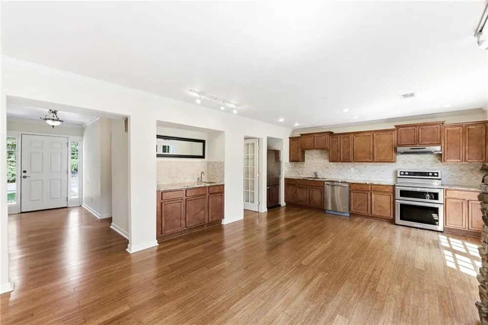 6500 Gaines Ferry Road #6D Flowery Branch, GA 30542