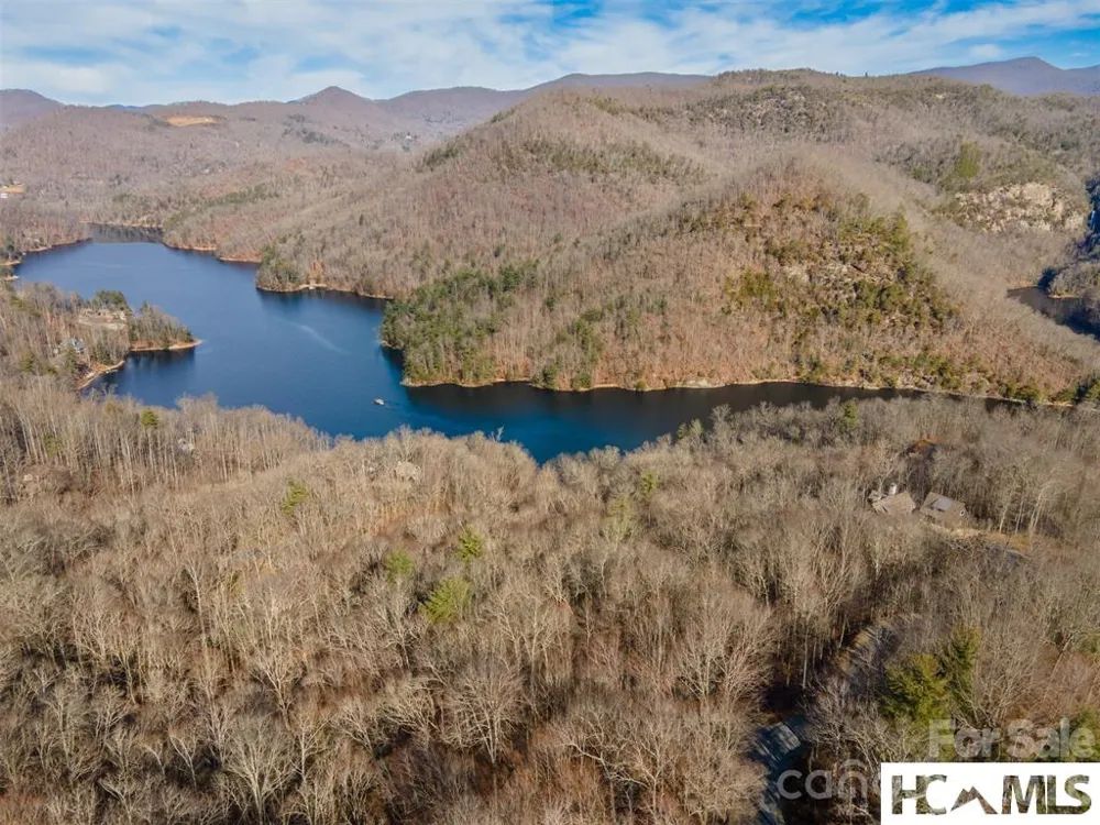 762 Scarlet Oak Road Tuckasegee, NC 28783