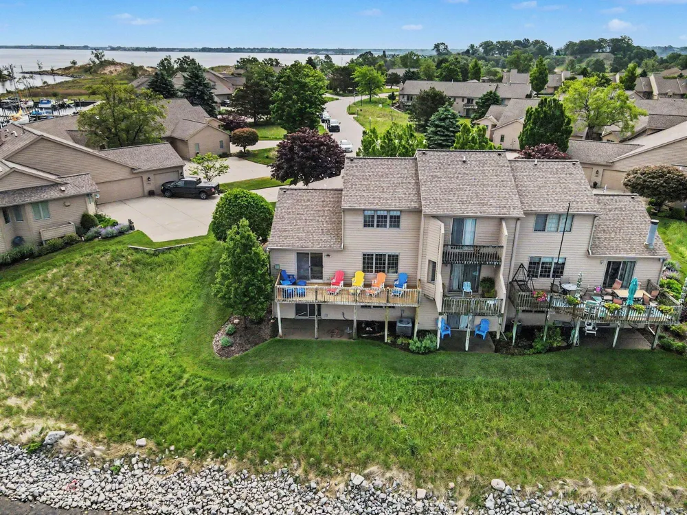 1410 E Harbour Towne Circle ## 12 Muskegon City, MI 49441