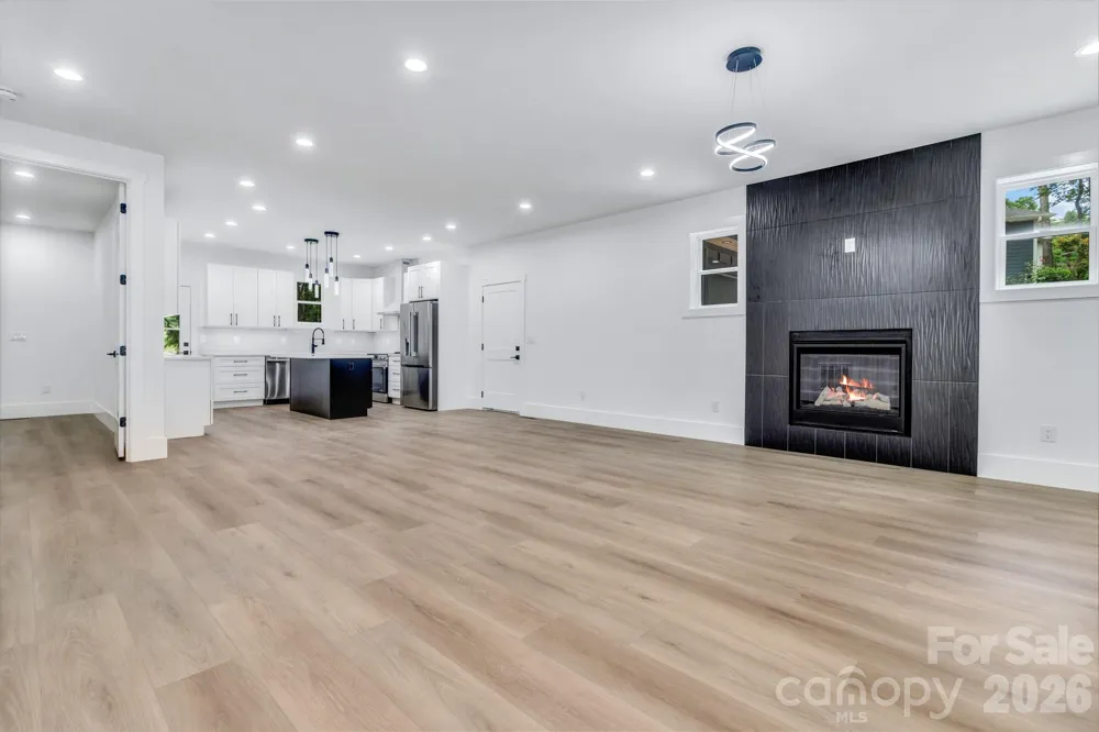 80 Goldenwood Lane Mills River, NC 28759