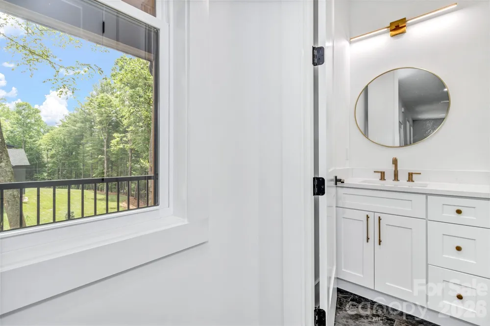 80 Goldenwood Lane Mills River, NC 28759
