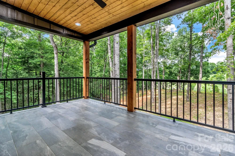 80 Goldenwood Lane Mills River, NC 28759