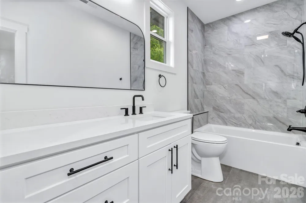 80 Goldenwood Lane Mills River, NC 28759