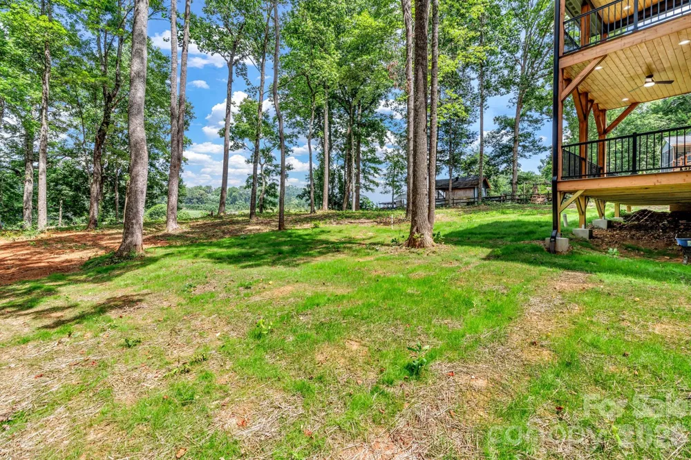 80 Goldenwood Lane Mills River, NC 28759