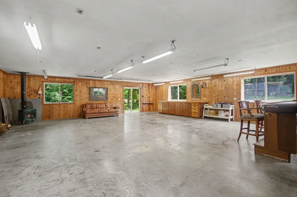 4191 E Fruitport Road Fruitport Charter Township, MI 49415