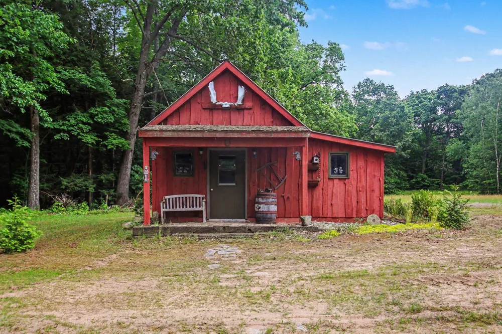 4191 E Fruitport Road Fruitport Charter Township, MI 49415