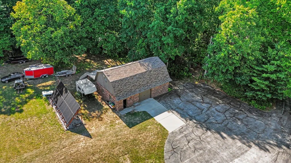 4191 E Fruitport Road Fruitport Charter Township, MI 49415