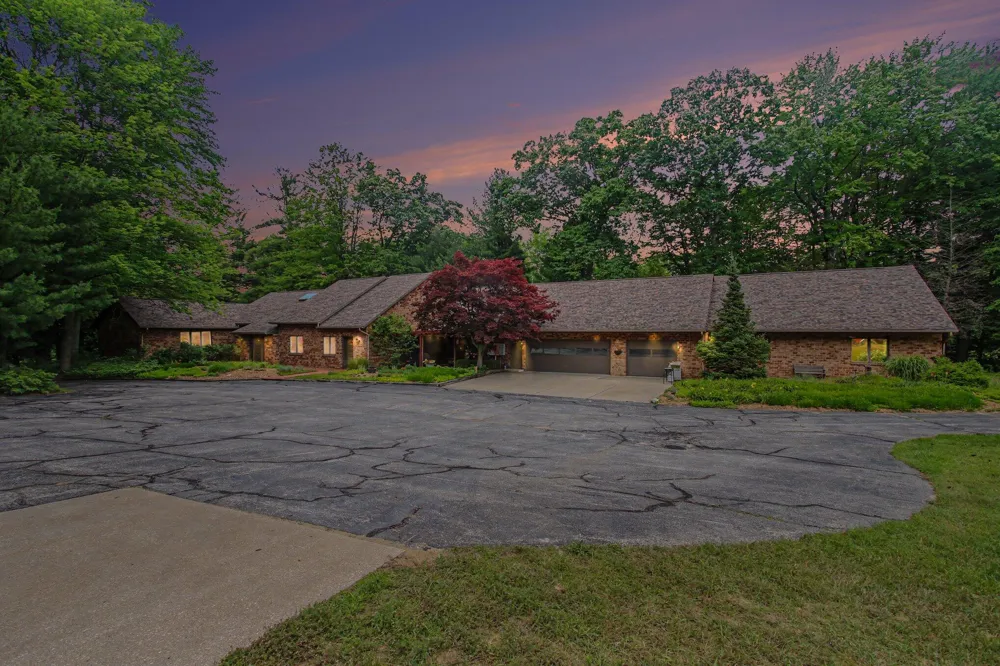 4191 E Fruitport Road Fruitport Charter Township, MI 49415