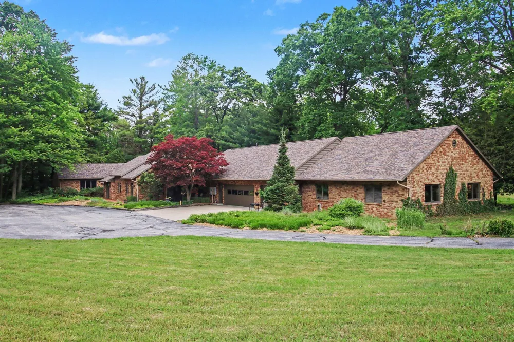 4191 E Fruitport Road Fruitport Charter Township, MI 49415