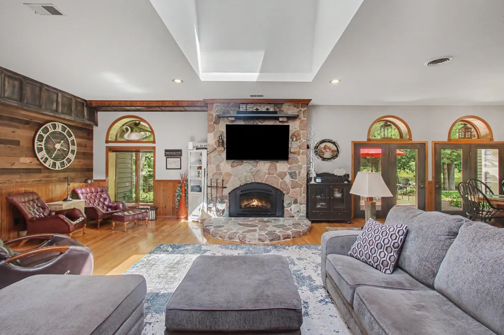 4191 E Fruitport Road Fruitport Charter Township, MI 49415