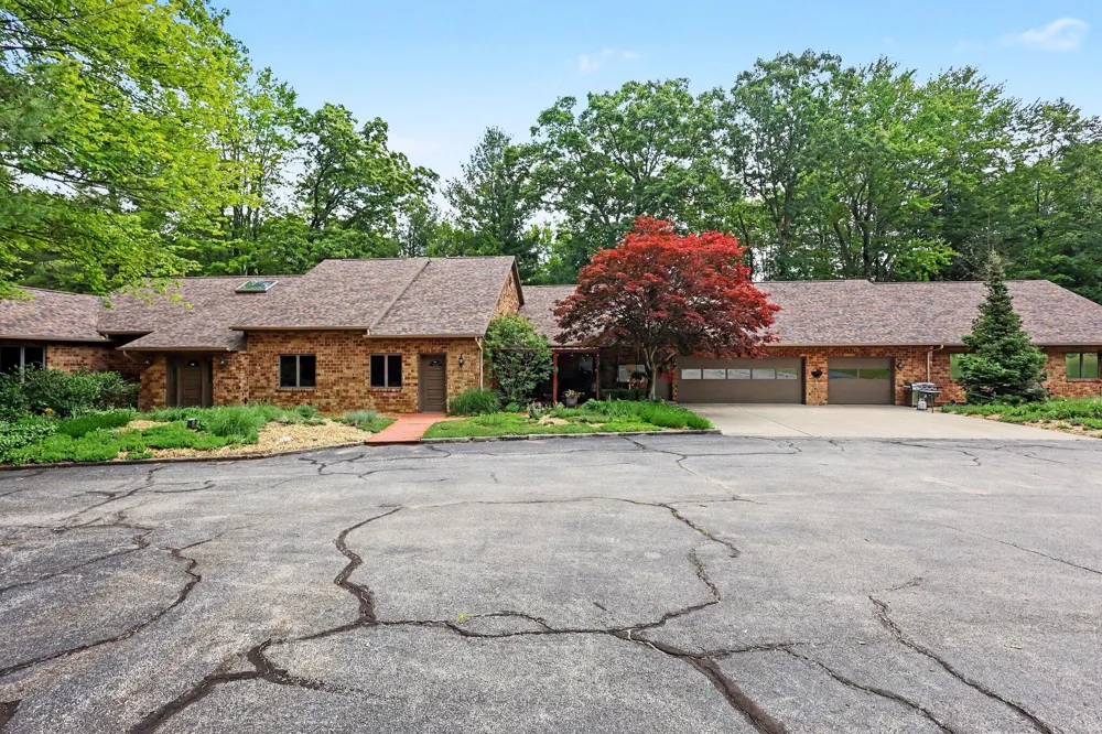 4191 E Fruitport Road Fruitport Charter Township, MI 49415