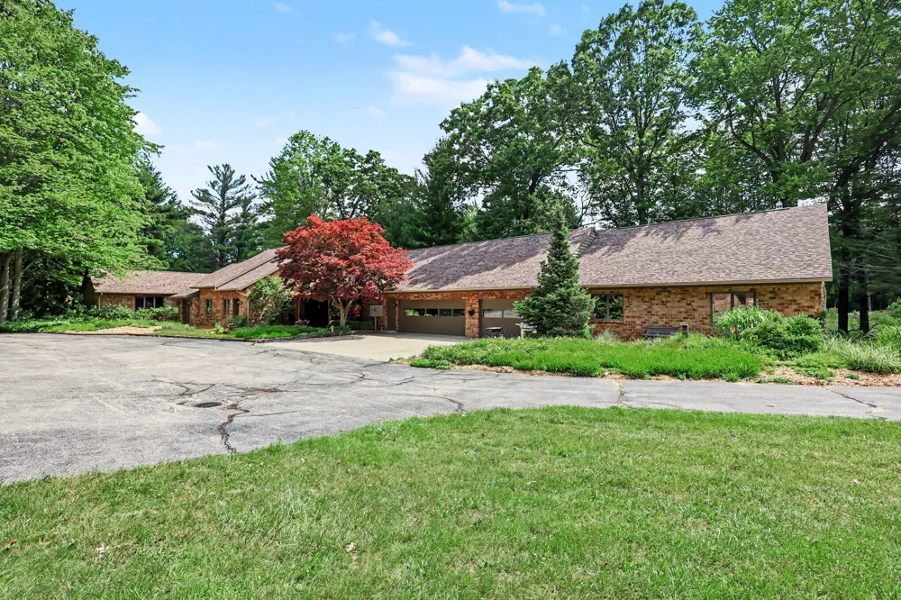4191 E Fruitport Road Fruitport Charter Township, MI 49415