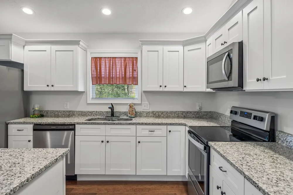 2 Hickman Creek Rd Hickman, TN 38567