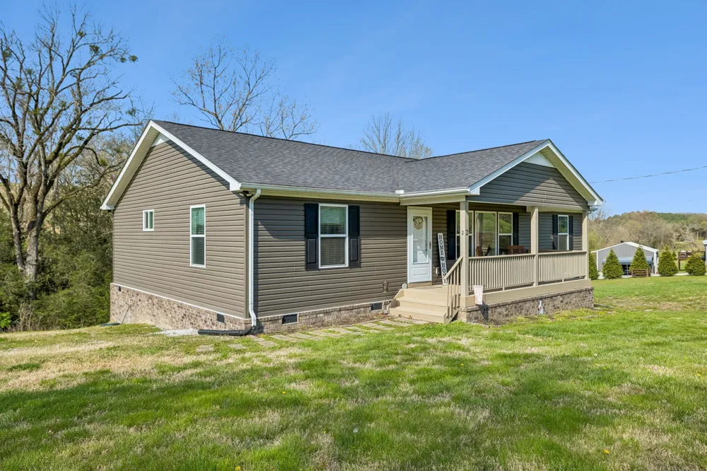 2 Hickman Creek Rd Hickman, TN 38567